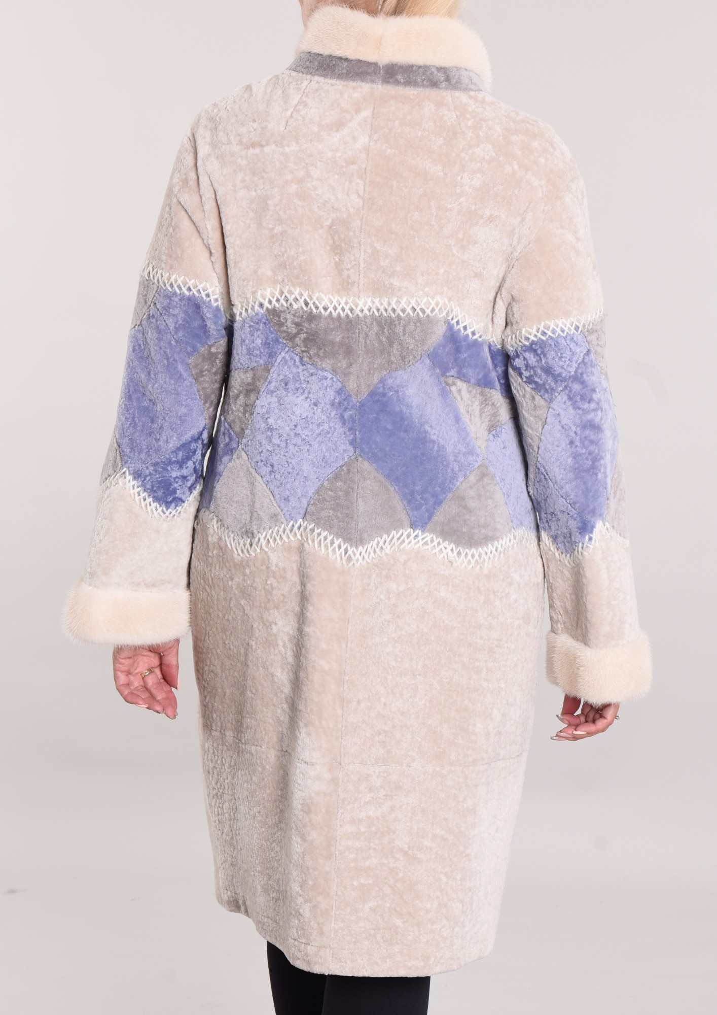 Астраган двусторонняя модель с покрытием