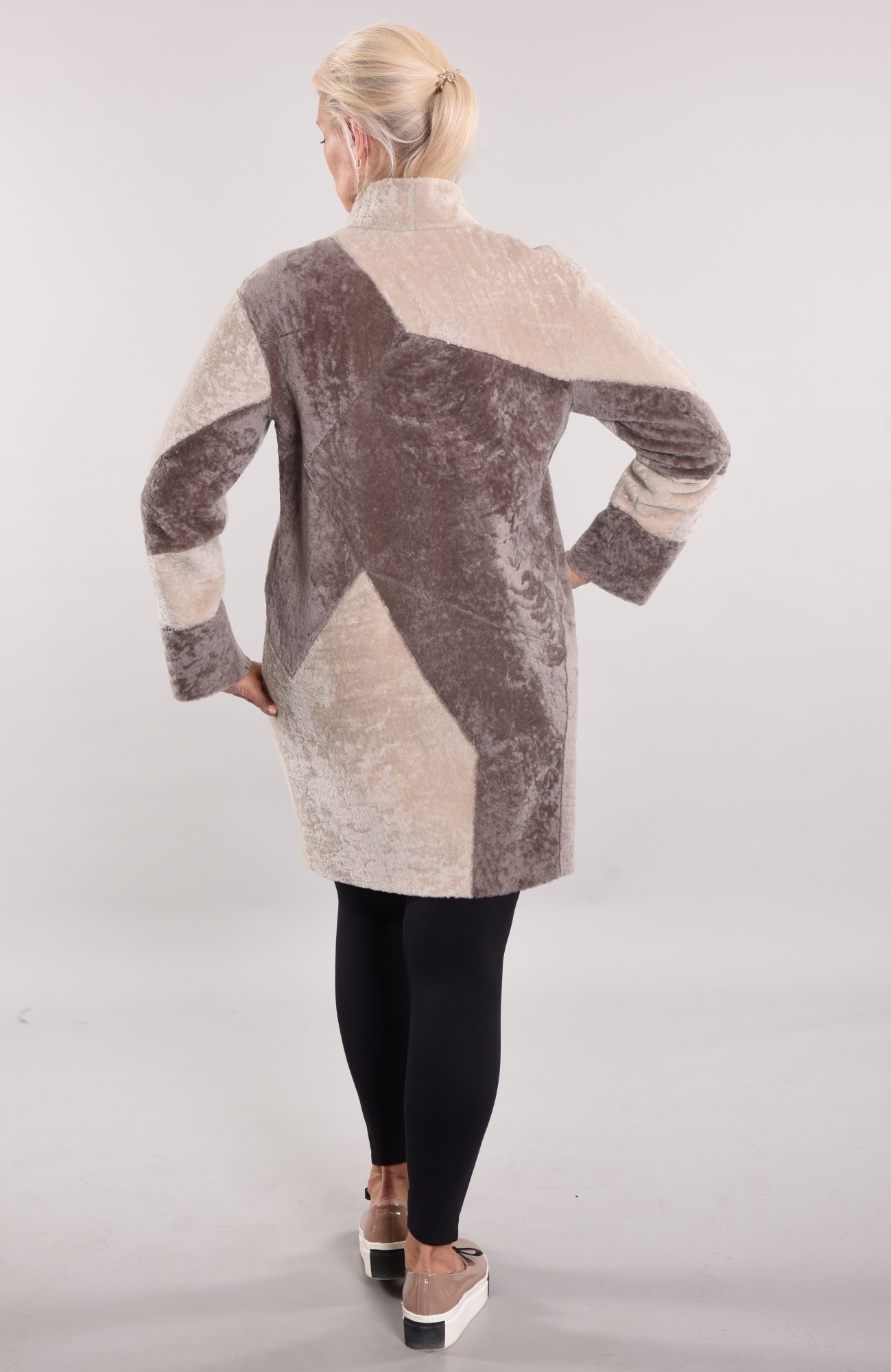 Астраган двусторонняя модель с покрытием