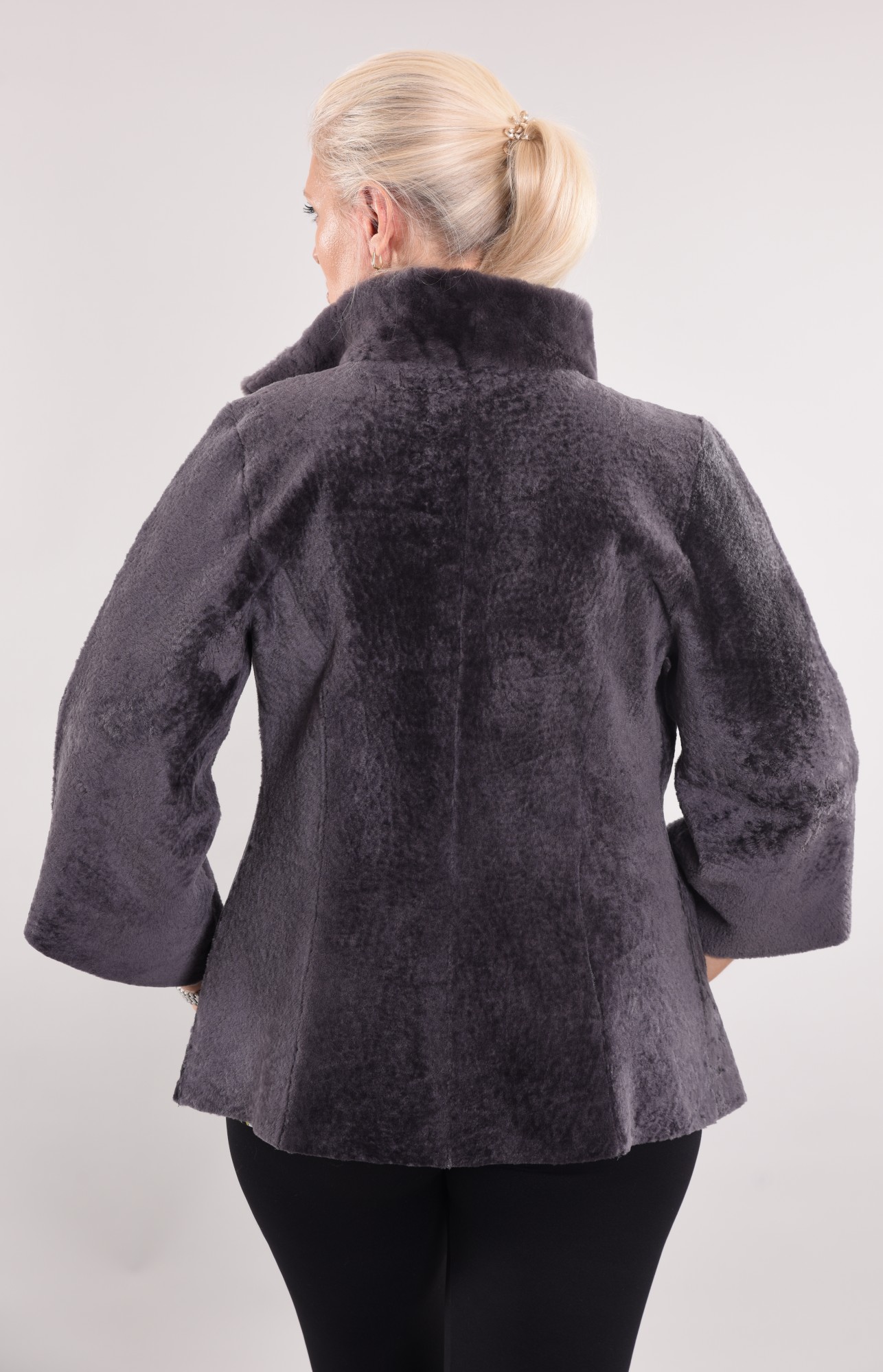 Reversible astragan fitted model