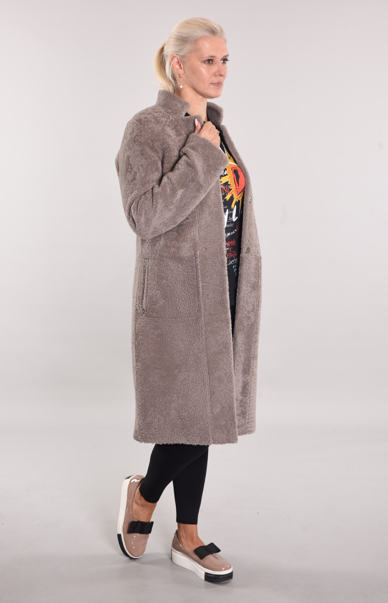 Дублёнка кёрли двусторонняя модель с покрытием силка