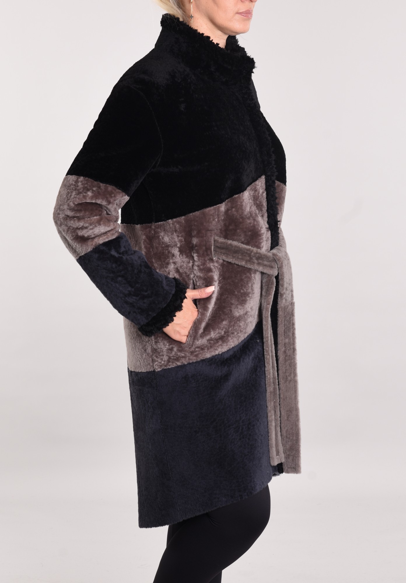 Astragan reversible coated model