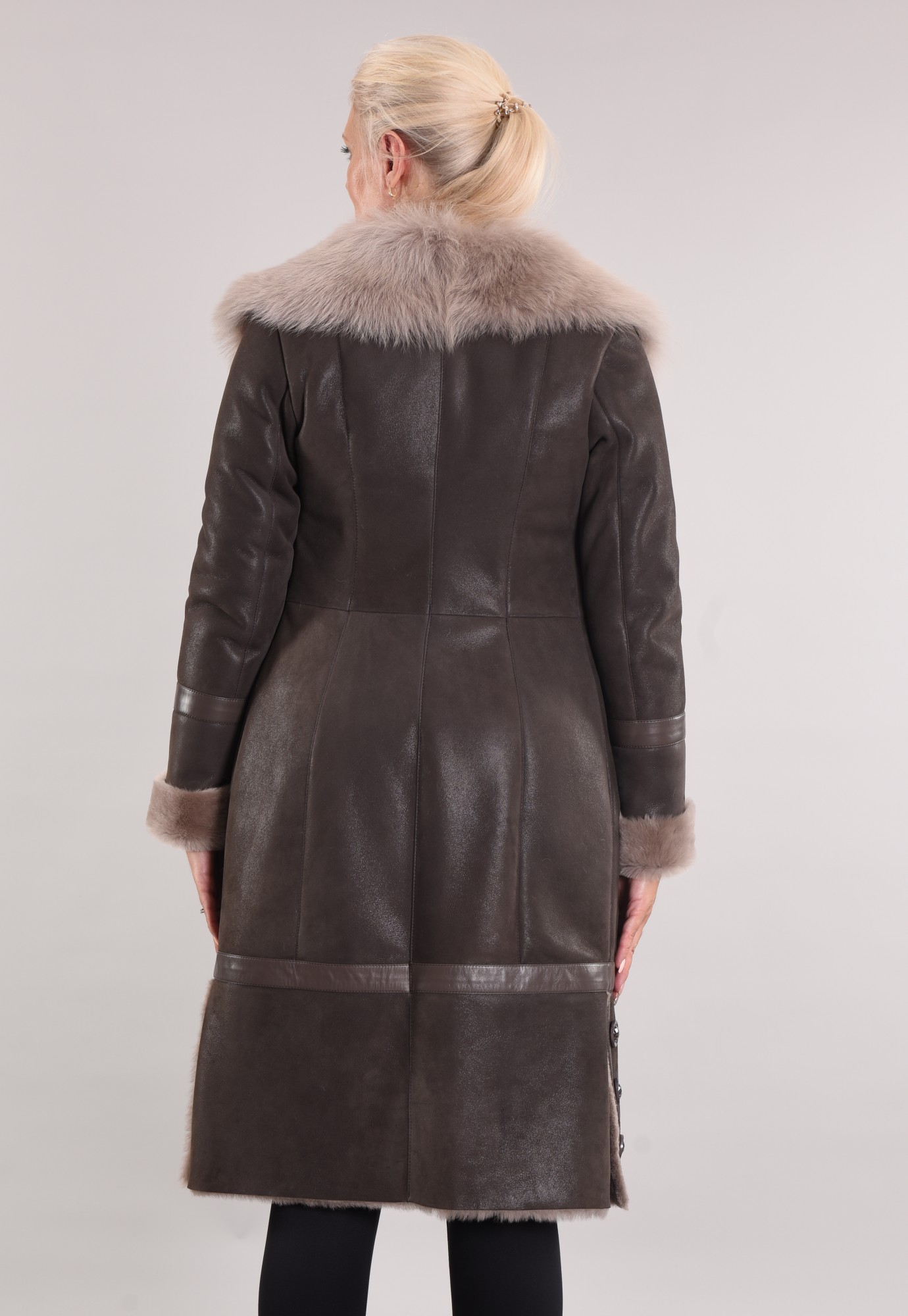 Дублёнка приталенная модель, воротник тоскана