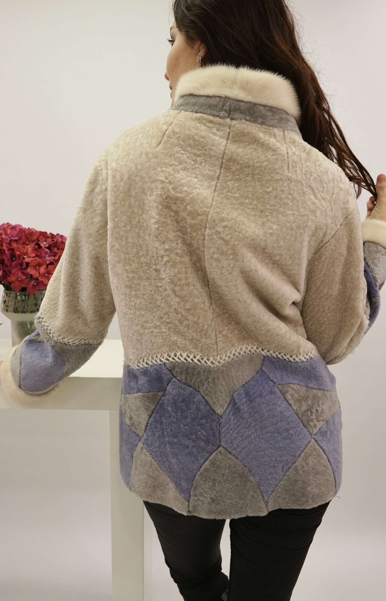 Astragan double-sided coated, mink on the edge