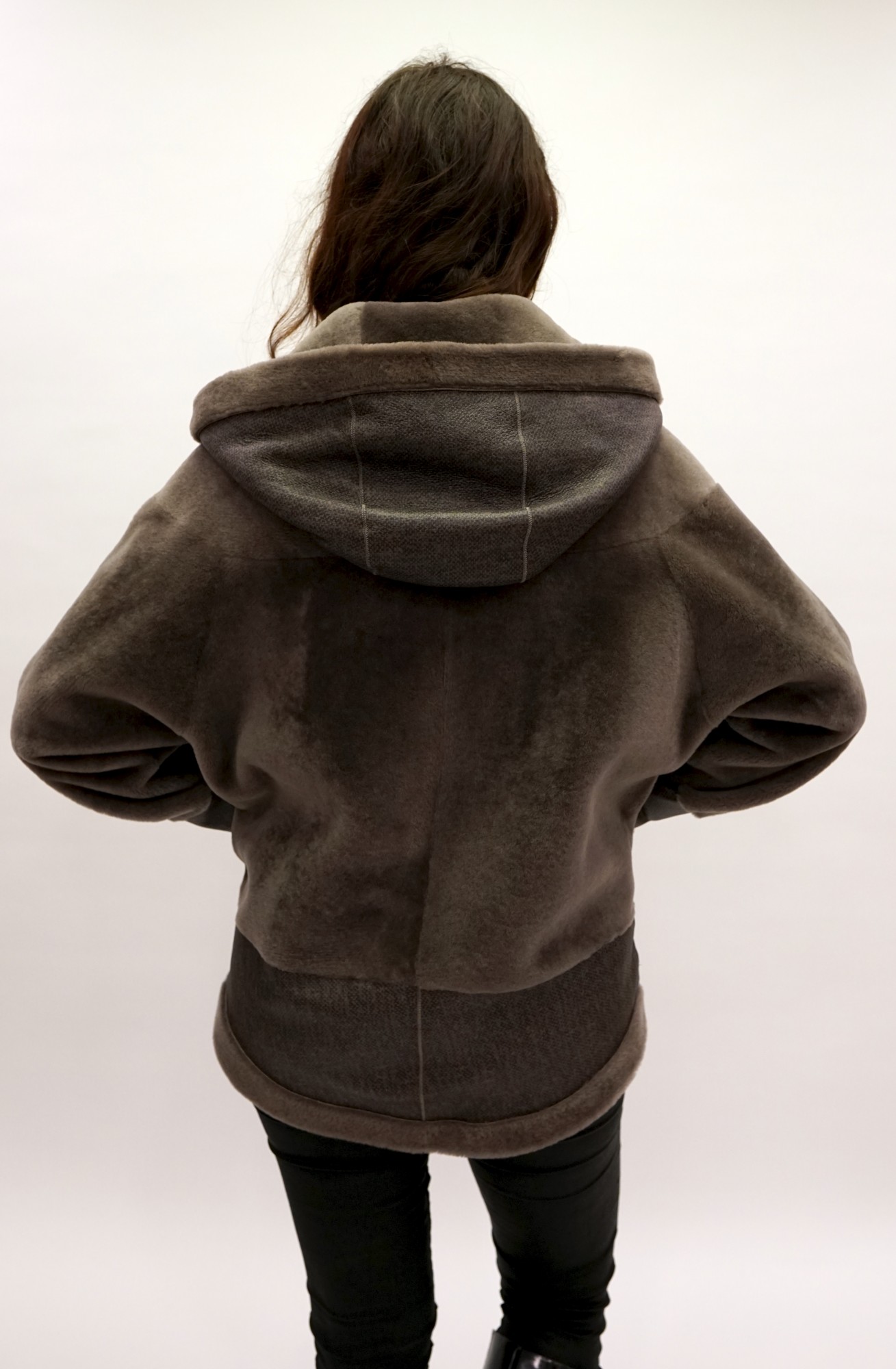 Испанский Меринос двусторонняя модель с покрытием и капюшоном