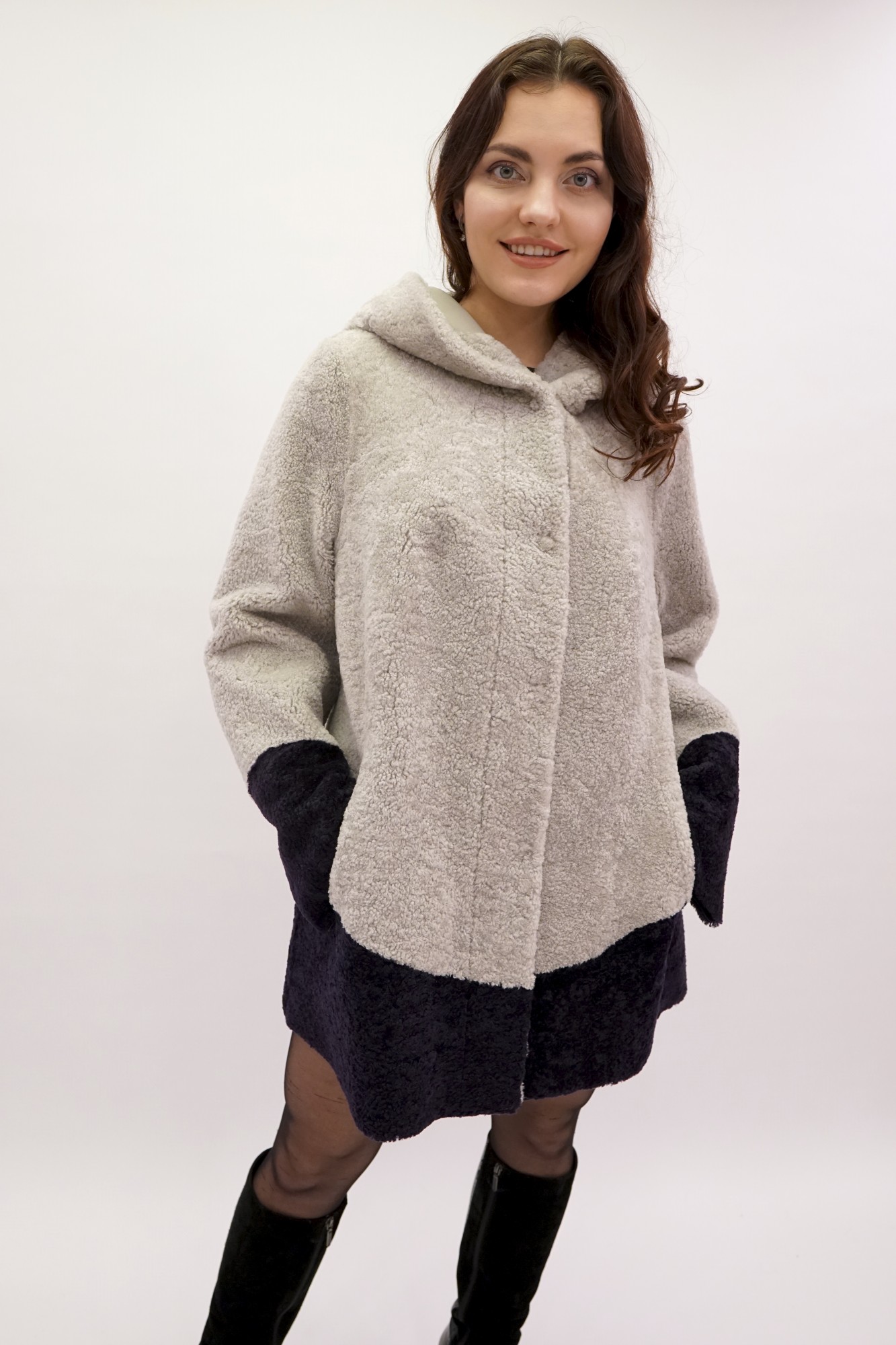 Дублёнка том-кёрли двусторонняя модель с капюшоном и покрытием