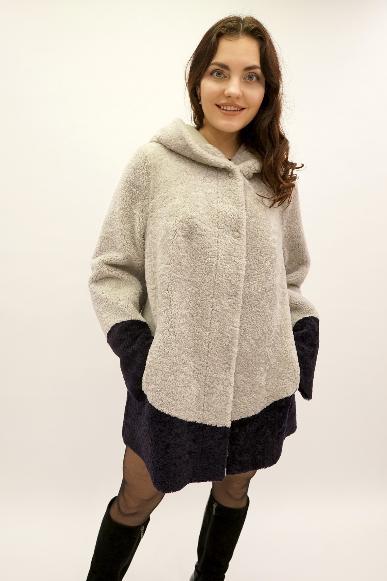 Дублёнка том-кёрли двусторонняя модель с капюшоном и покрытием