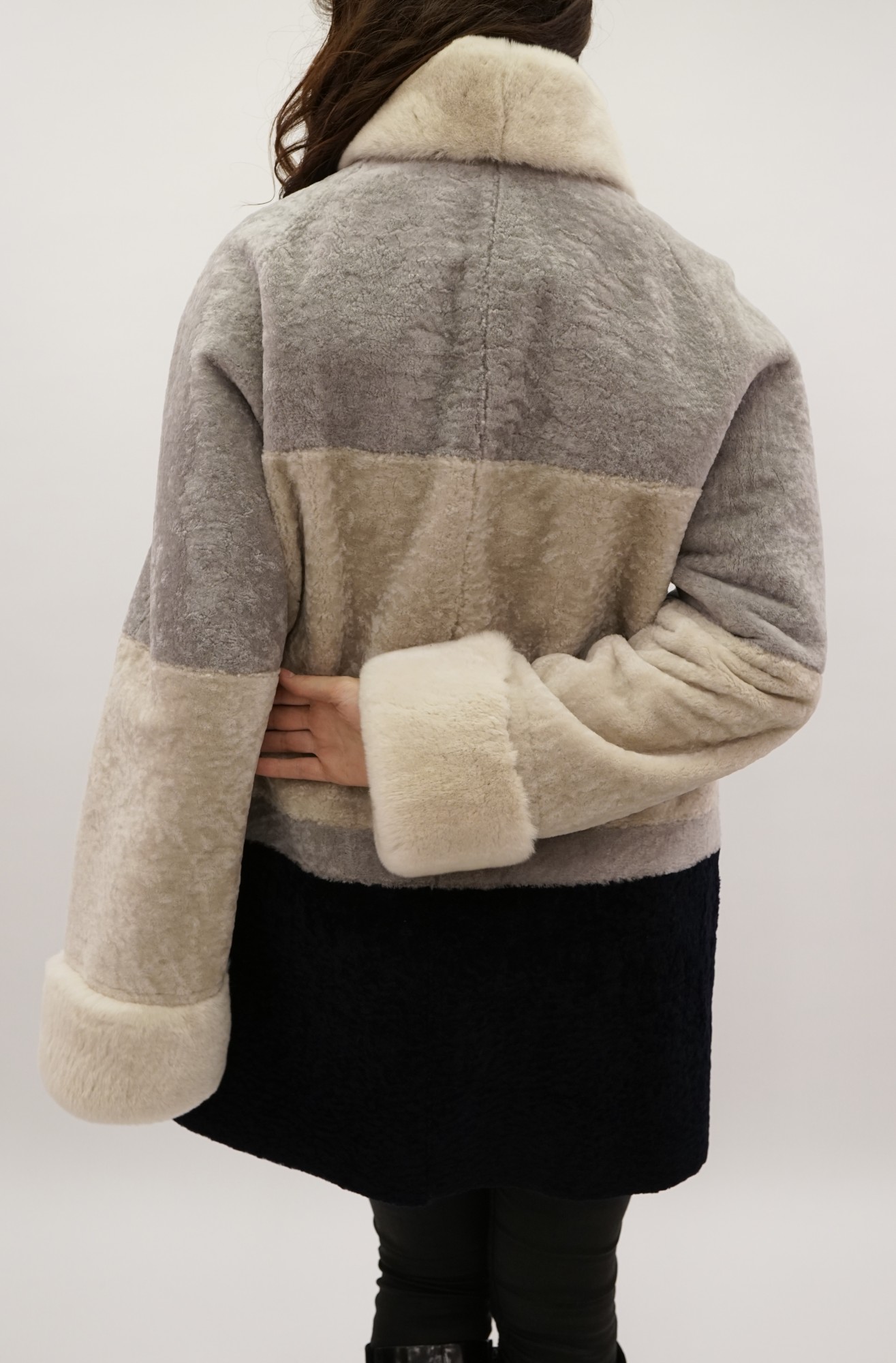 Астраган с покрытием двусторонняя модель oversize, стойка воротник и манжеты Rex