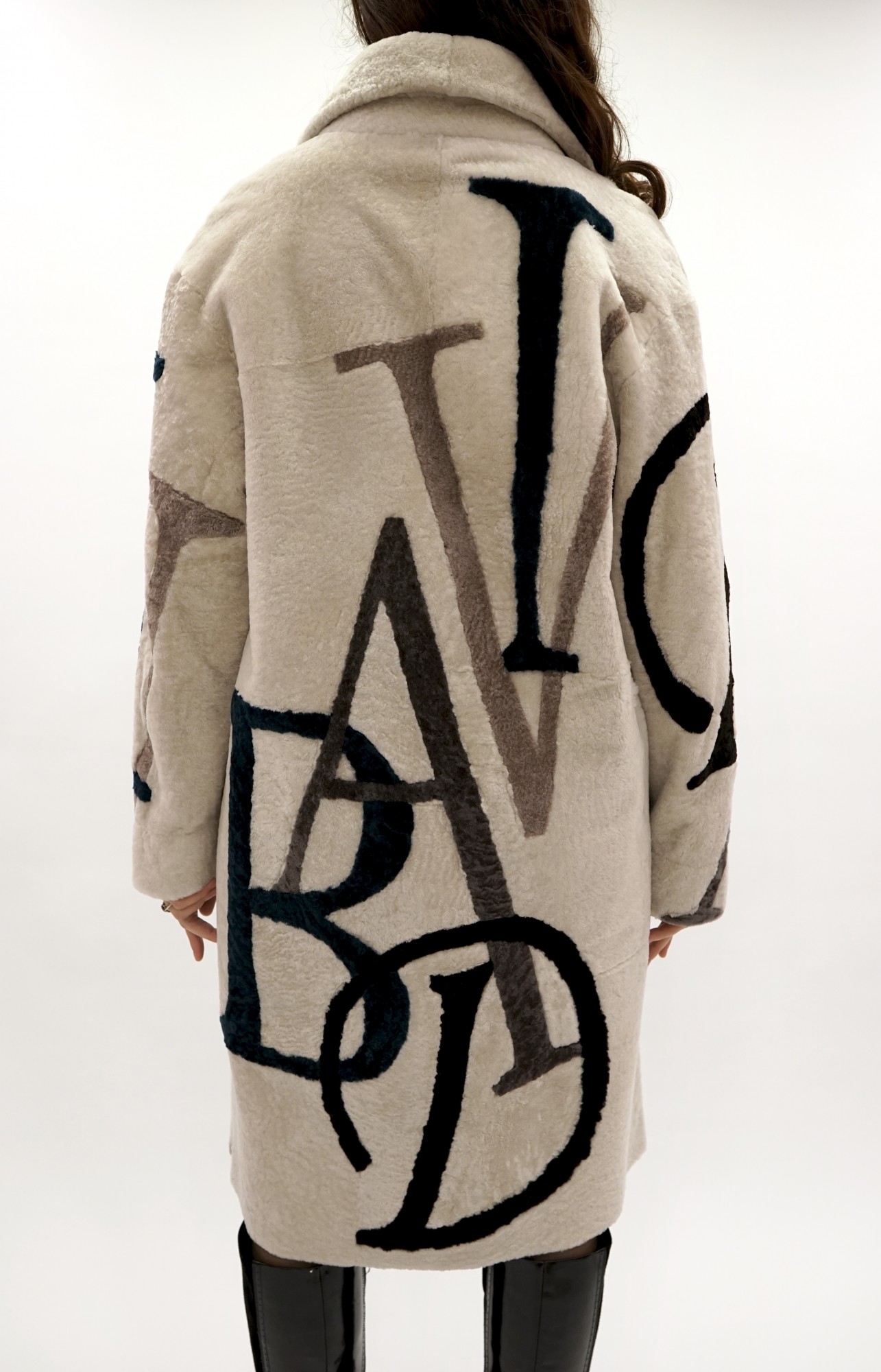 Астраган двусторонняя модель с покрытием