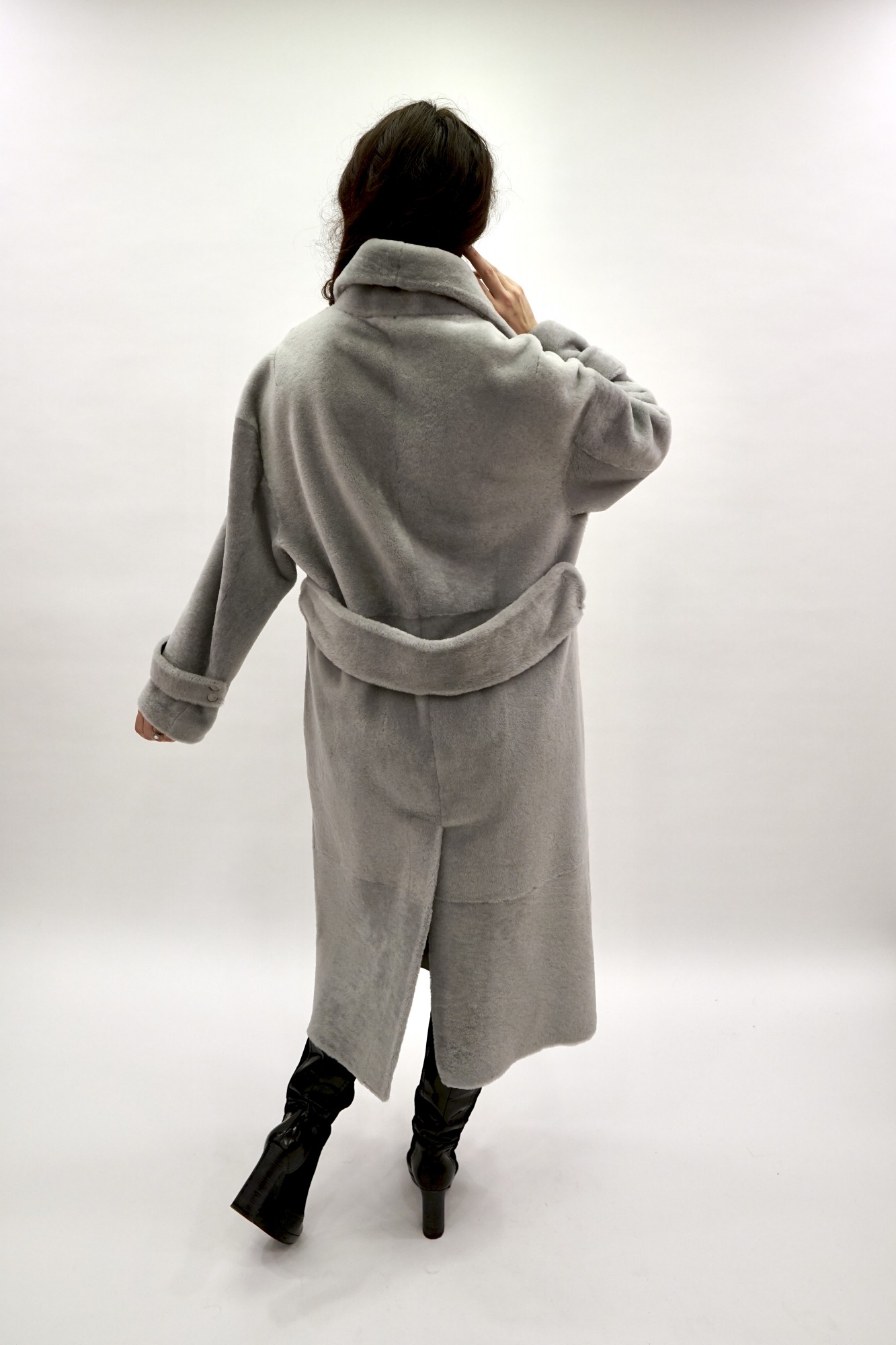 Spanish Mirinos with silk cover, English collar. Oversize