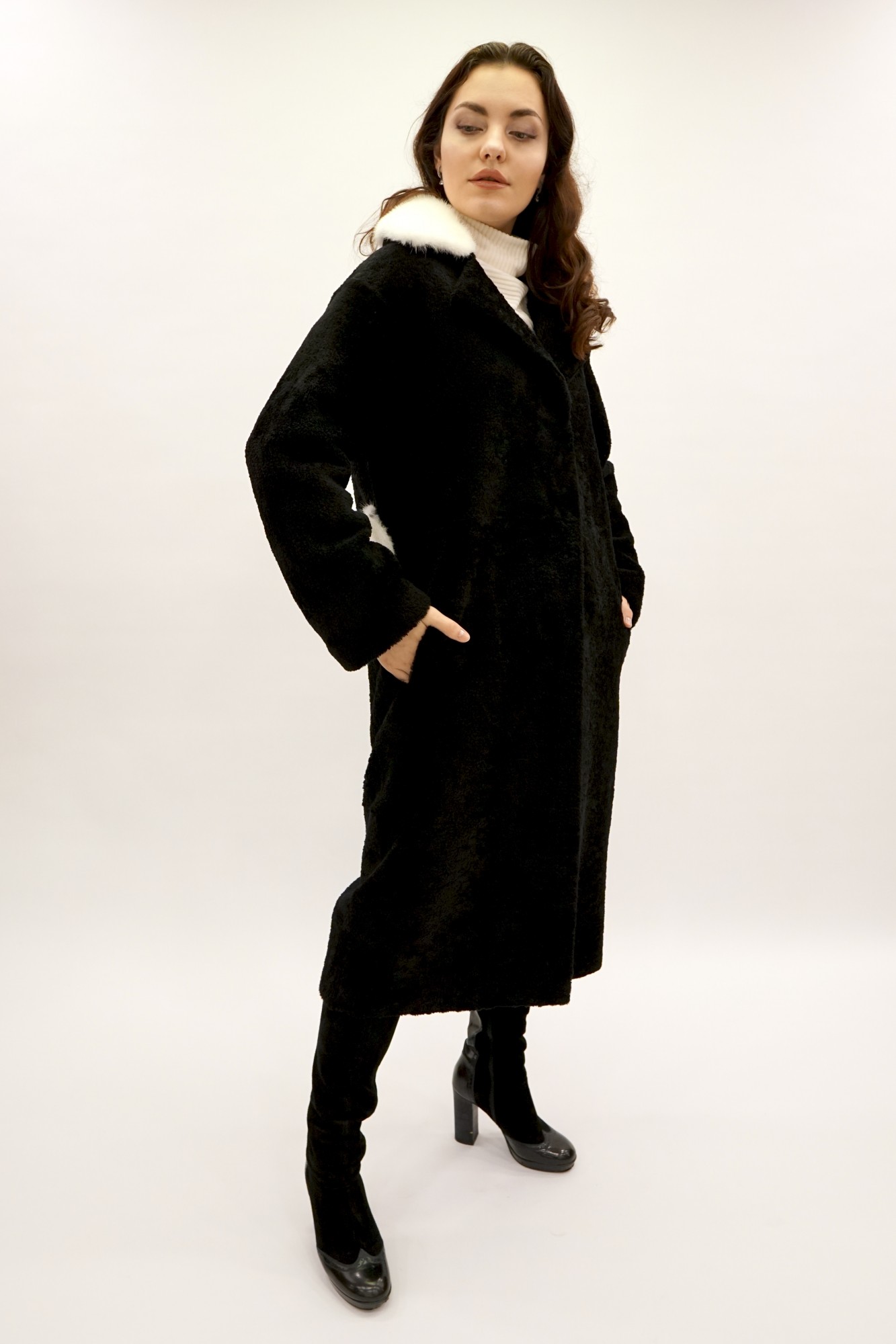 Дублёнка двусторонняя модель том-кёрли с покрытием силка. Oversize