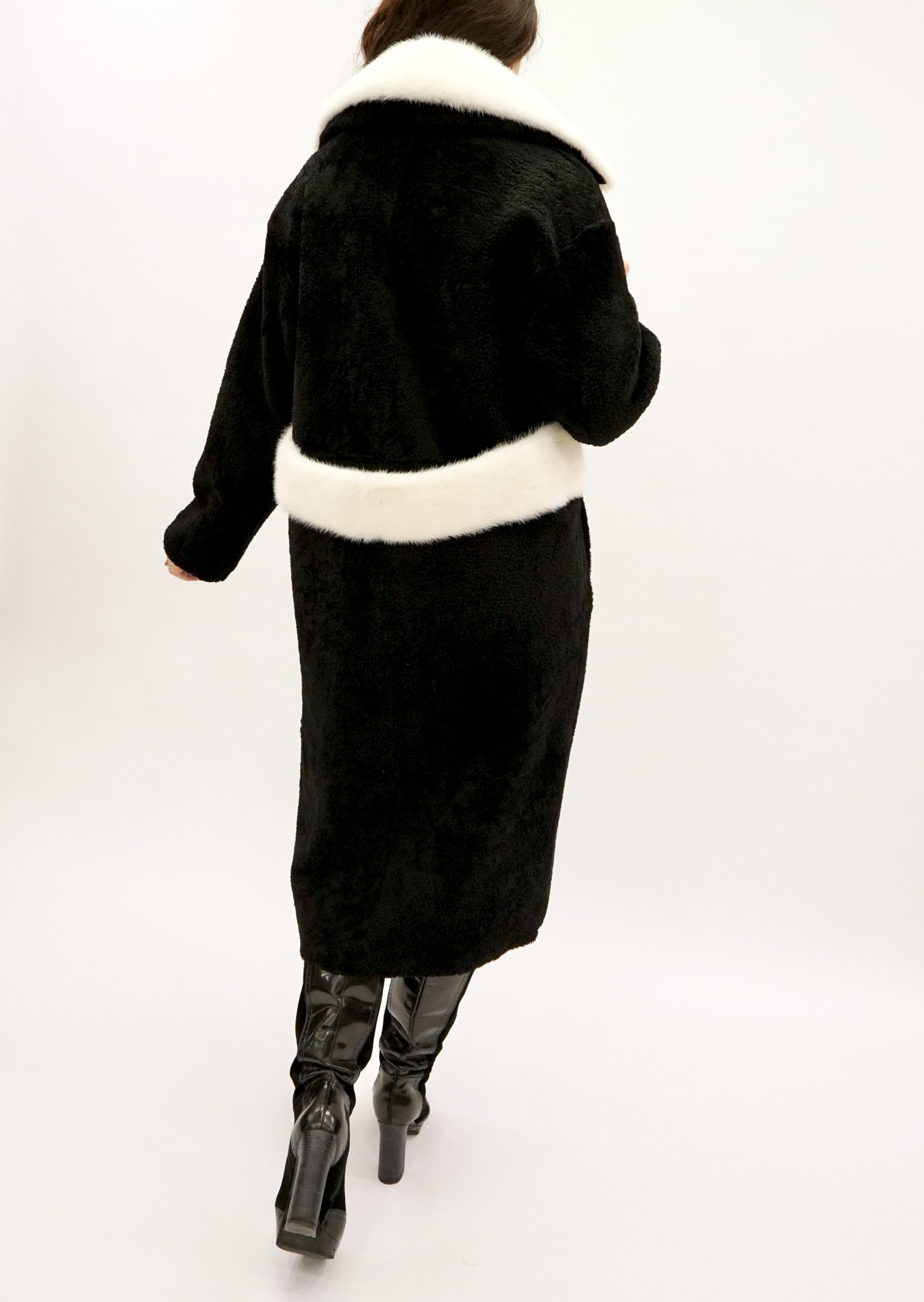 Дублёнка двусторонняя модель том-кёрли с покрытием силка. Oversize