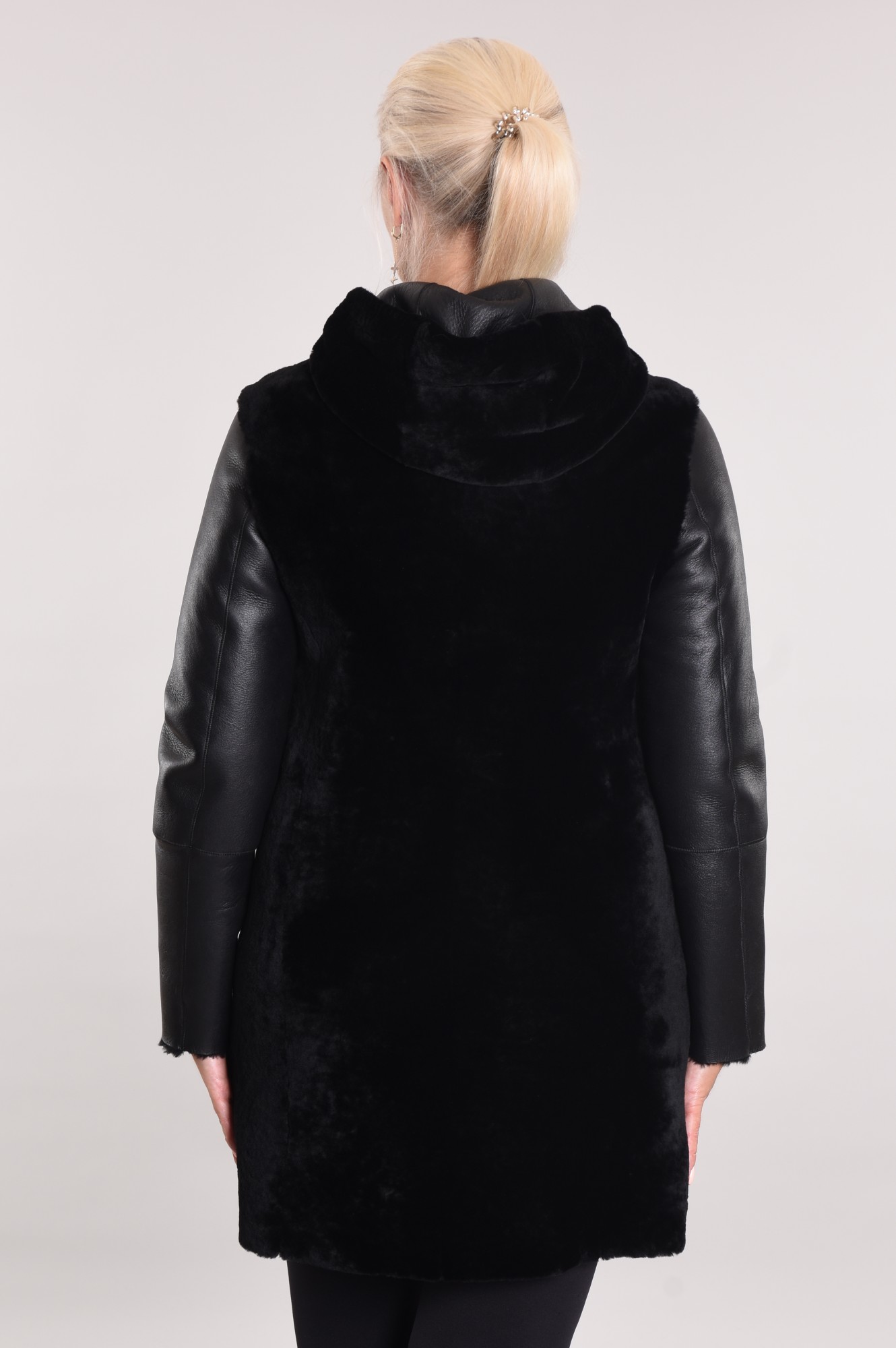 Reversible model Spanish Mirino with a hooded