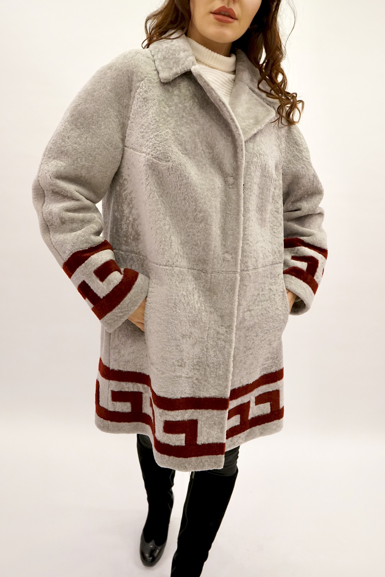 Астраган двусторонняя с покрытием, английский воротник