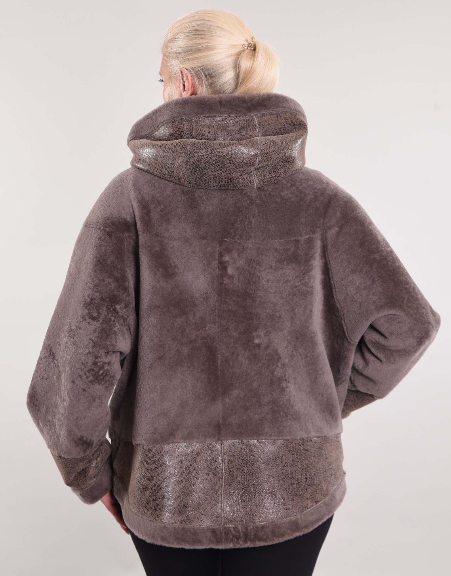 Дублёнка двусторонняя - модель испанский меринос с капюшоном