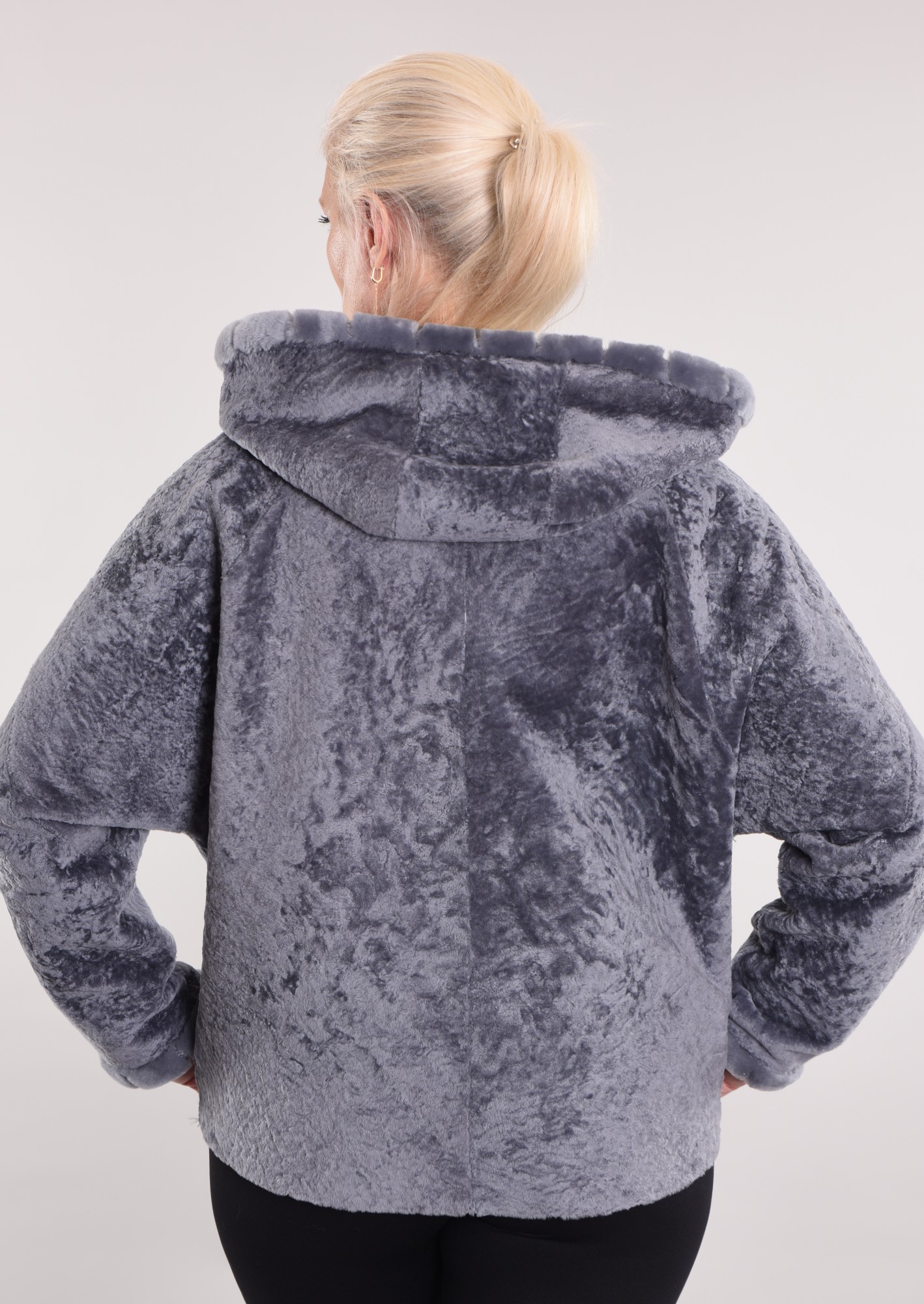 Астраган с капюшоном двусторонняя с покрытием