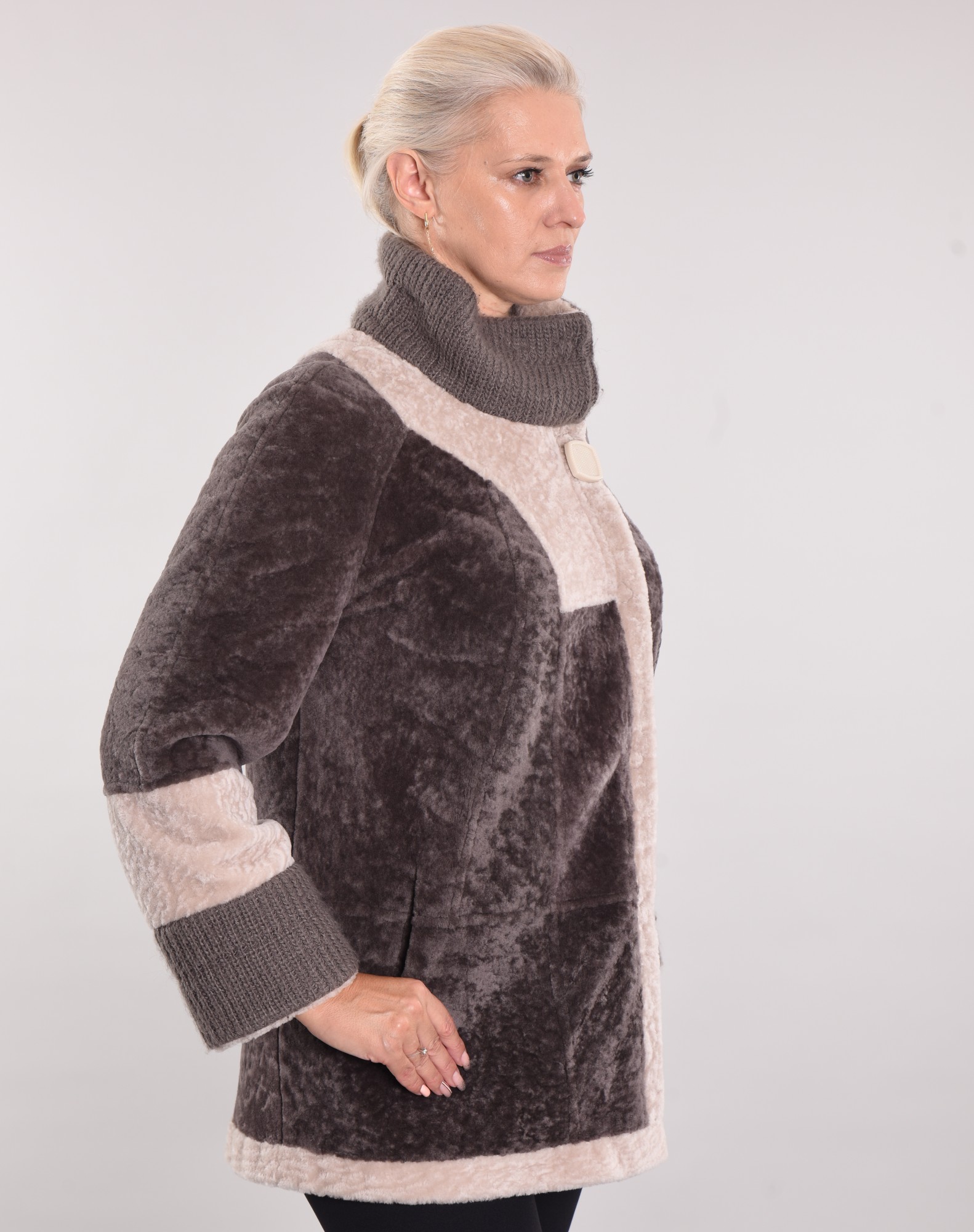 Двусторонняя модель астраган