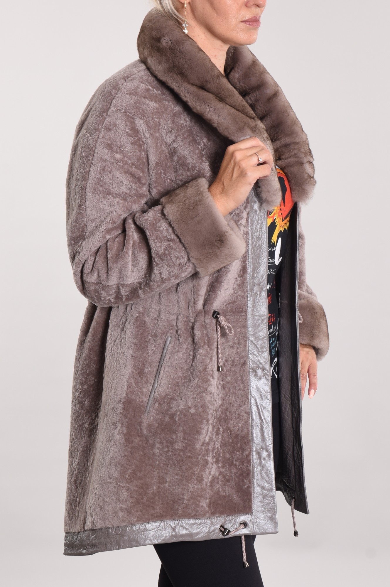 Астраган с покрытием, воротник Rex