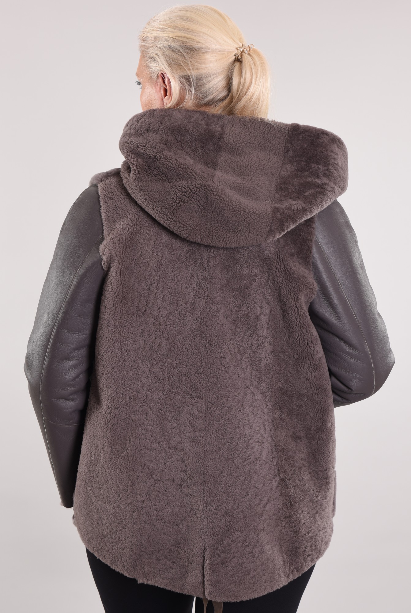 Дублёнка Том-кёрли с капюшоном, перед мутон