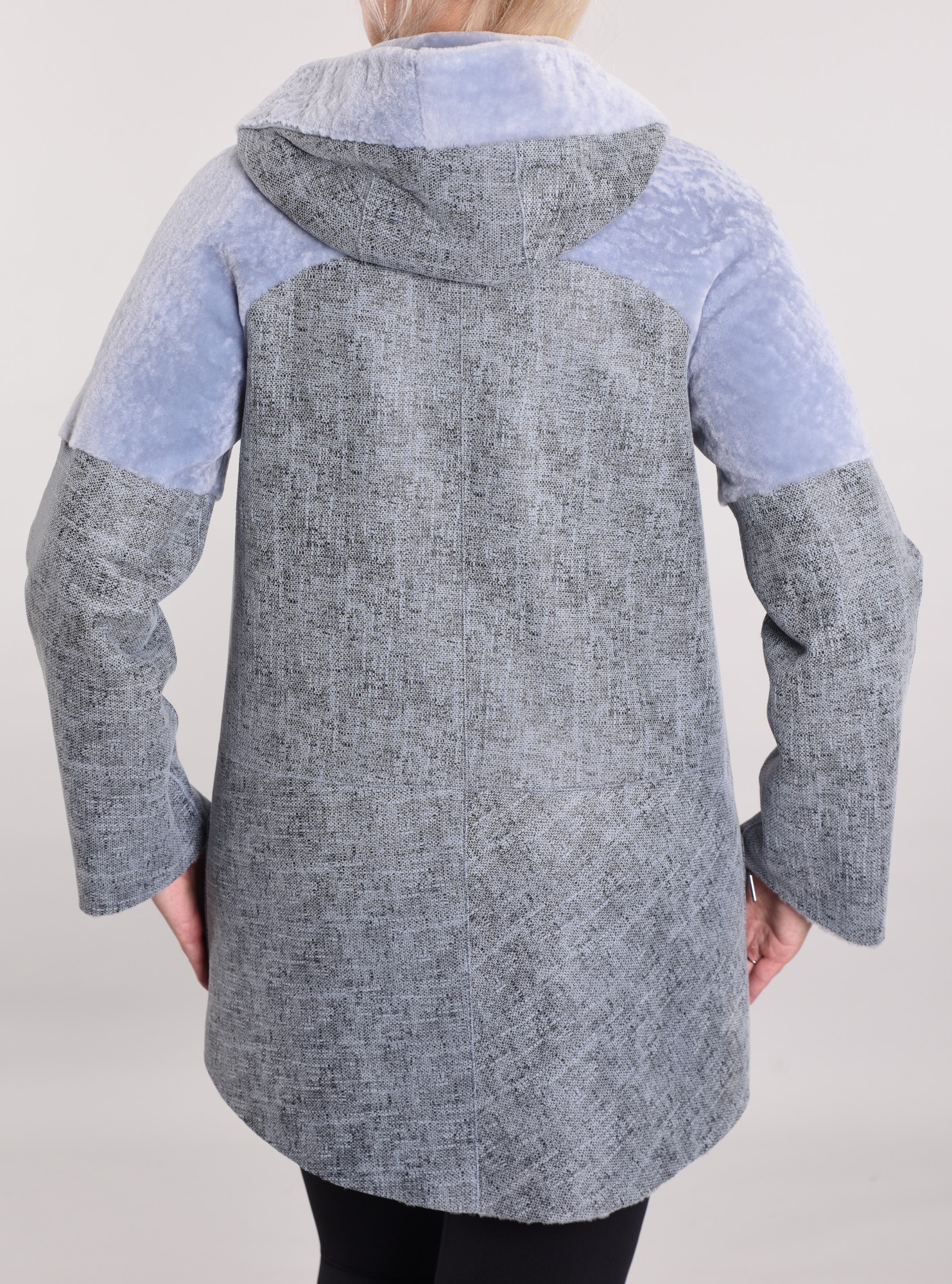 Astragan with cover and hood