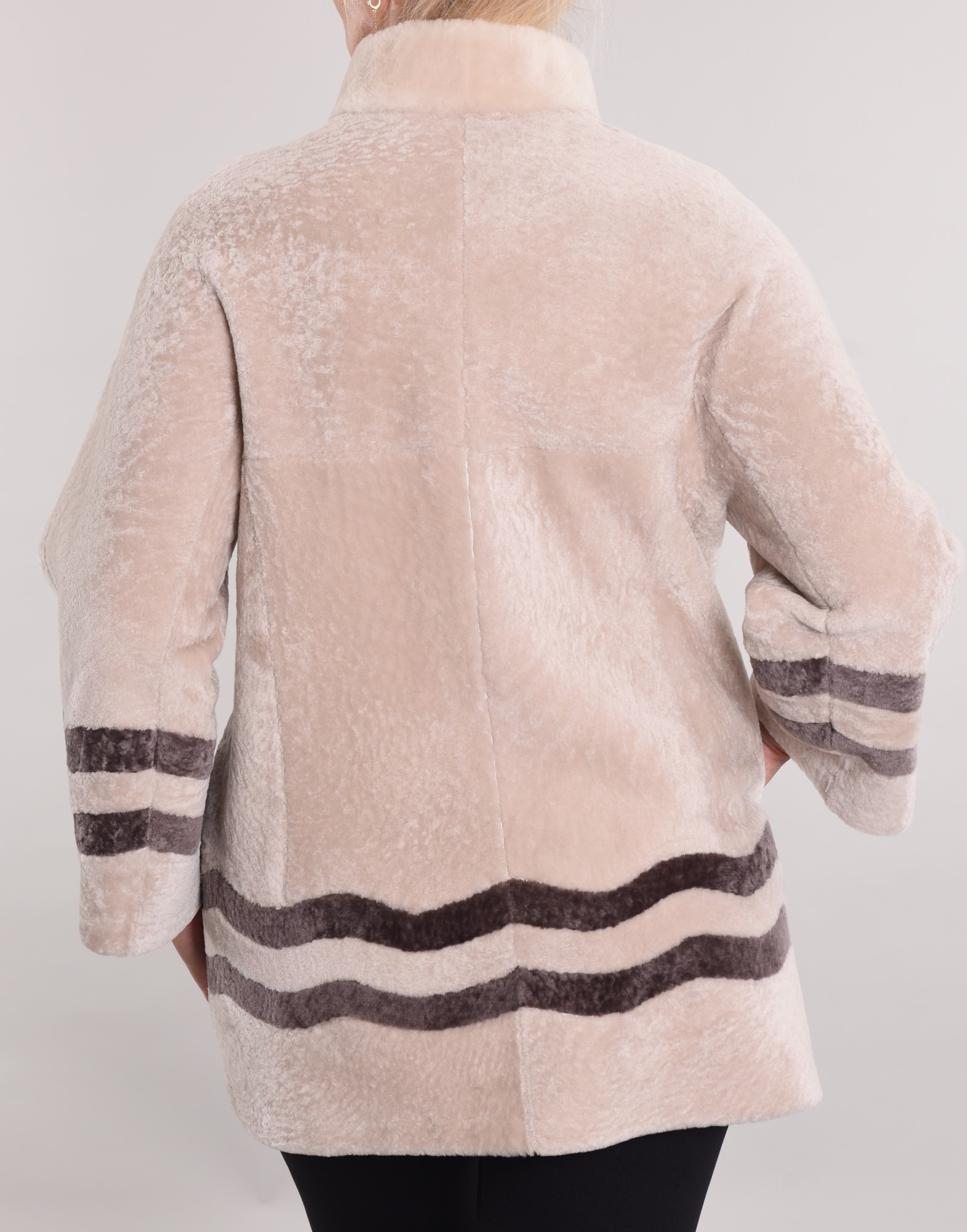 Астраган с покрытием двусторонняя модель oversize