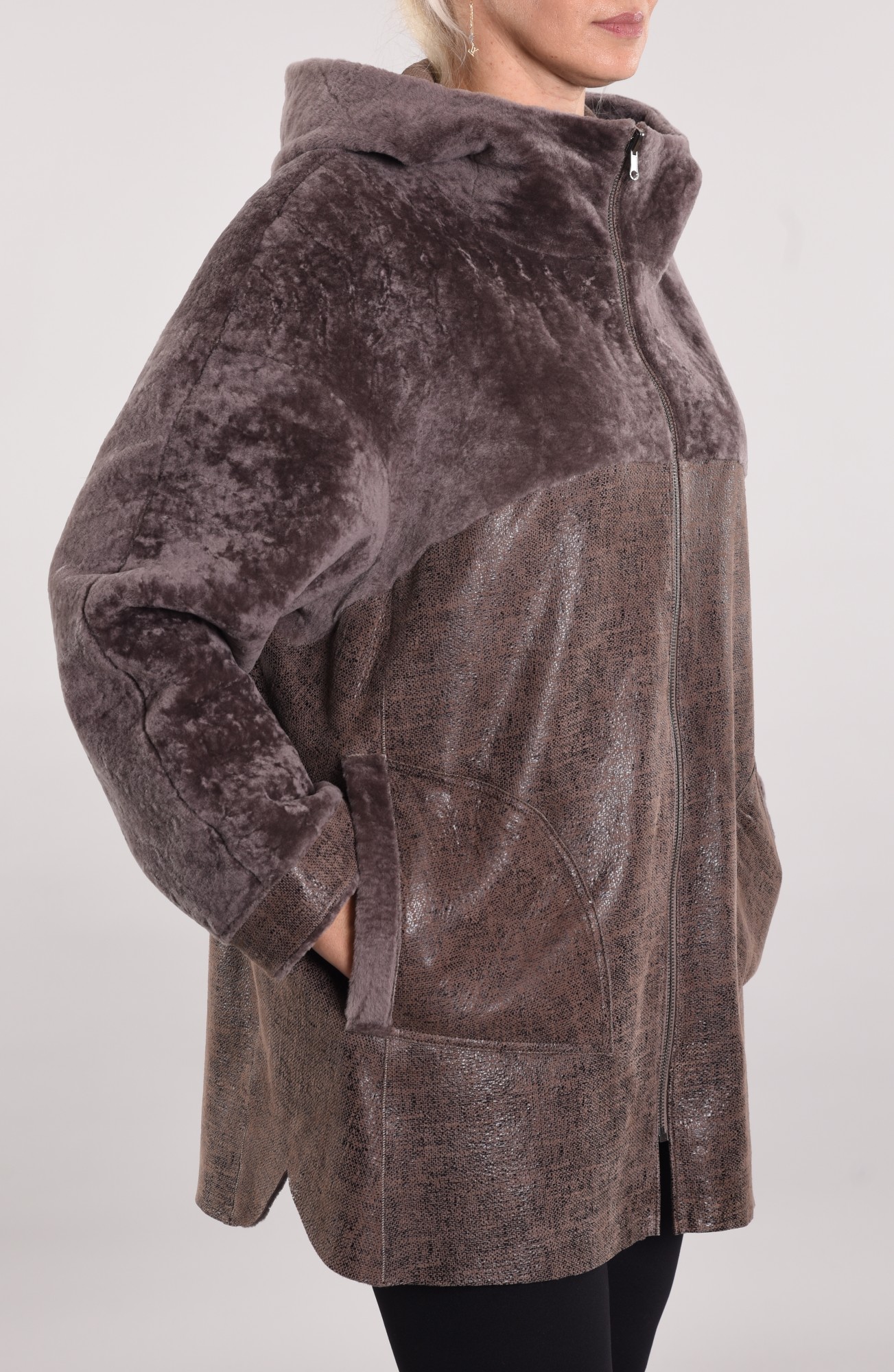 Astragan hooded coated oversize