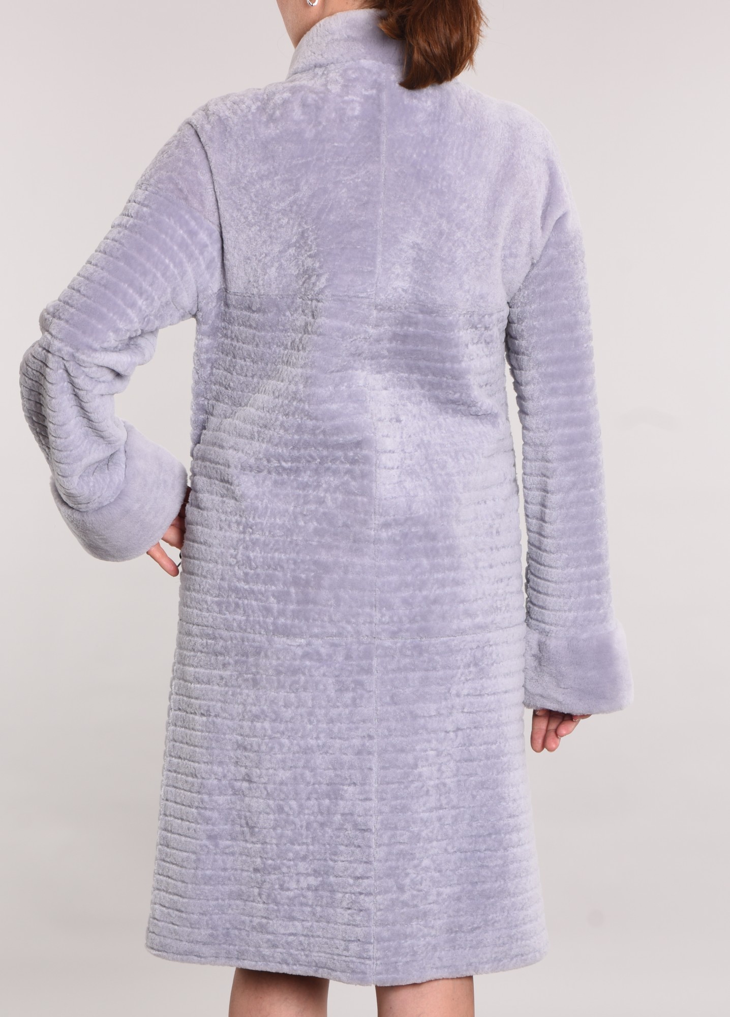 Астраган двусторонняя модель с покрытием, стойка воротник и манжеты мутон