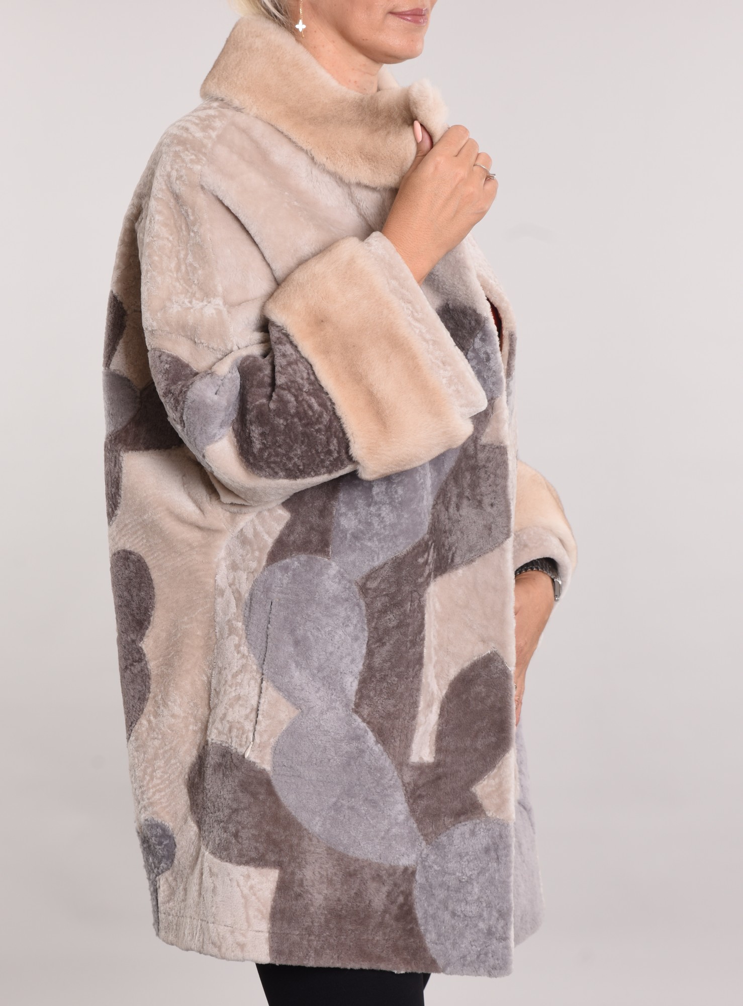 Астраган двусторонняя с покрытием, стойка воротник и манжеты Rex