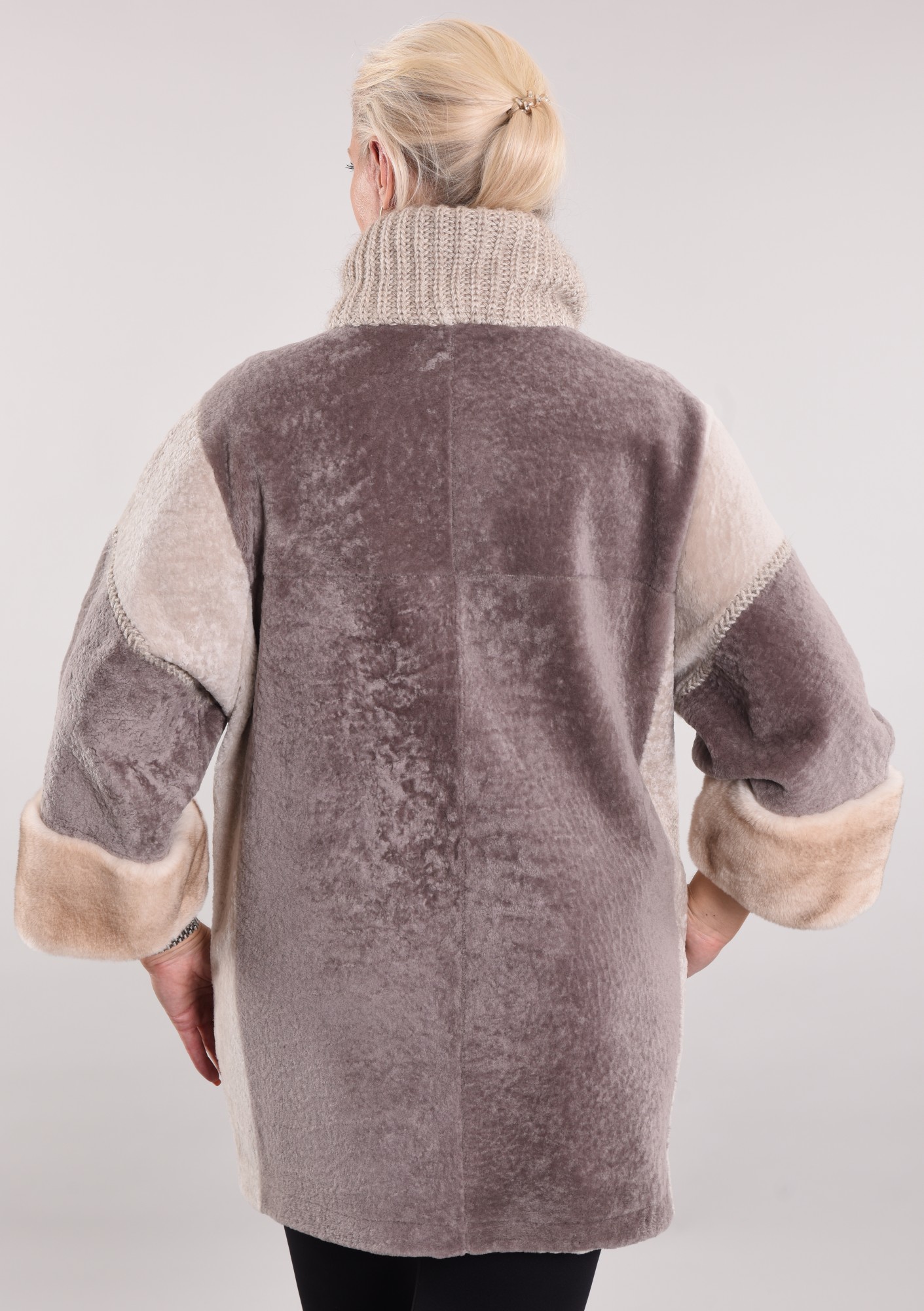 Астраган двусторонняя модель с покрытием, рукава и манжеты Rex, воротник трикотаж