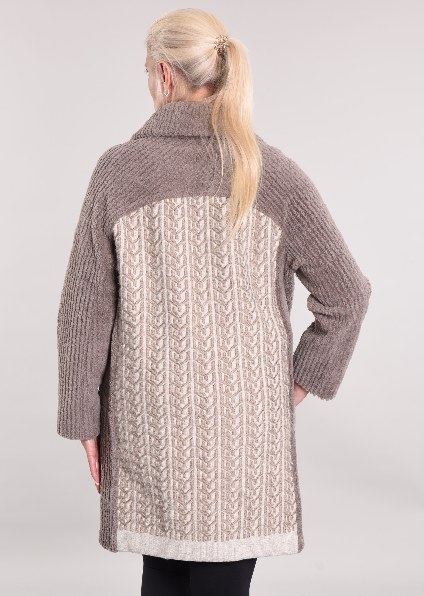 Дублёнка двусторонняя том-кёрли с покрытием. Спина трикотаж