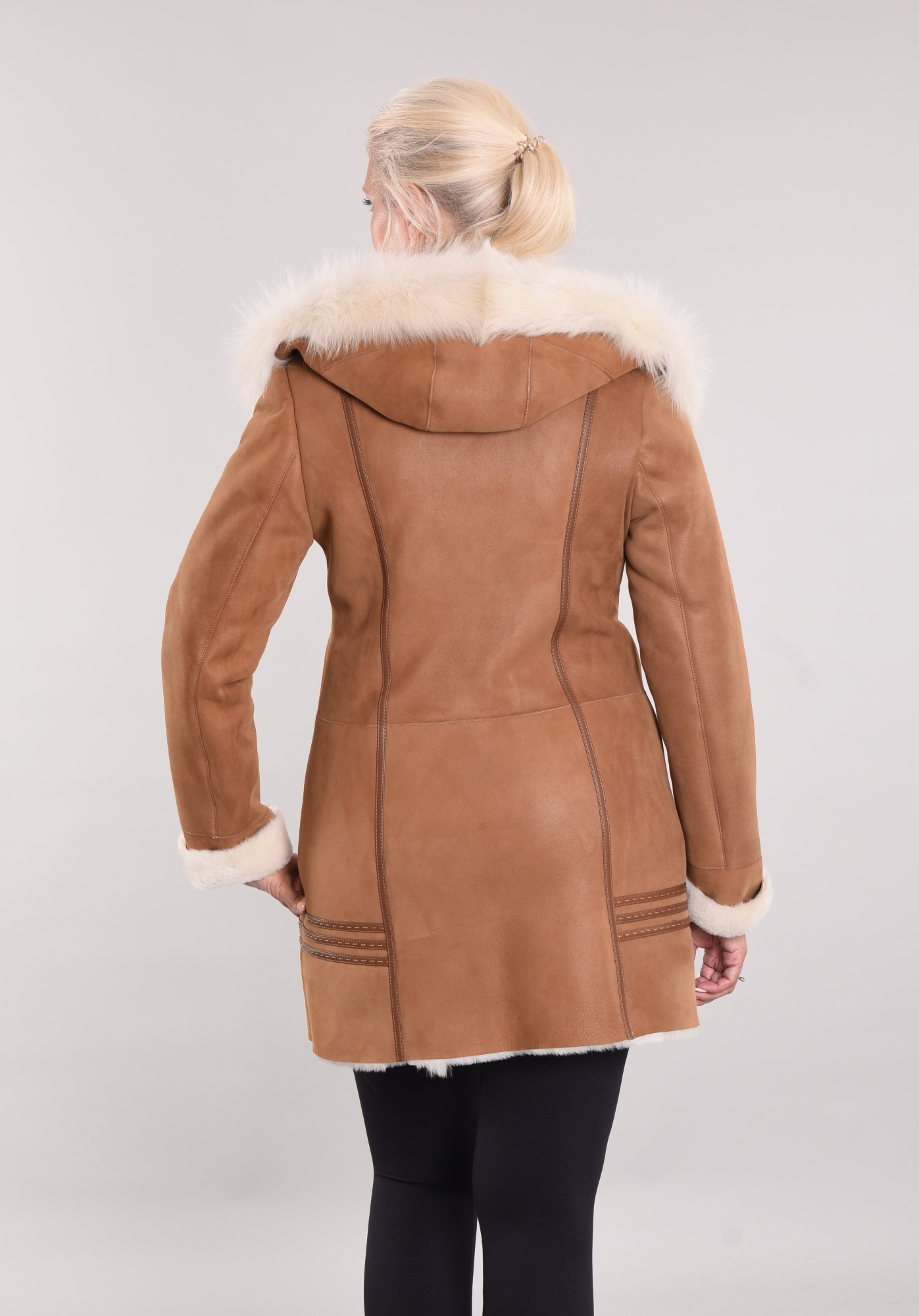 Дублёнка с покрытием и со съемным капюшоном Тоскана