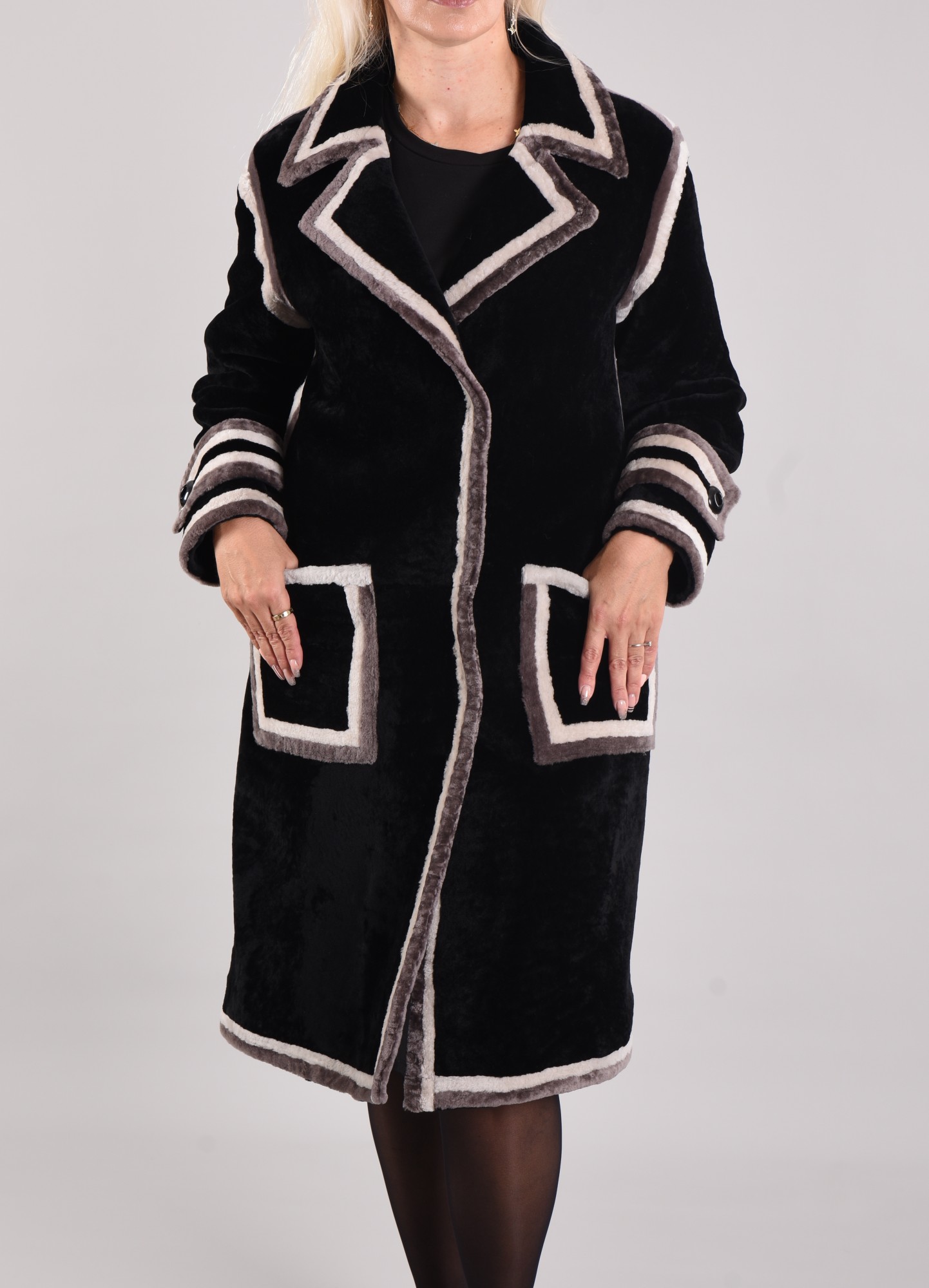 Астраган на подкладе, английский воротник