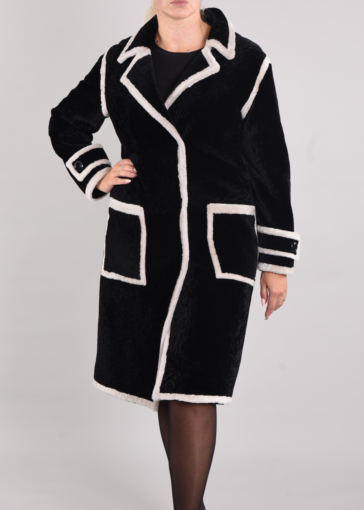 Астраган на подкладе, английский воротник