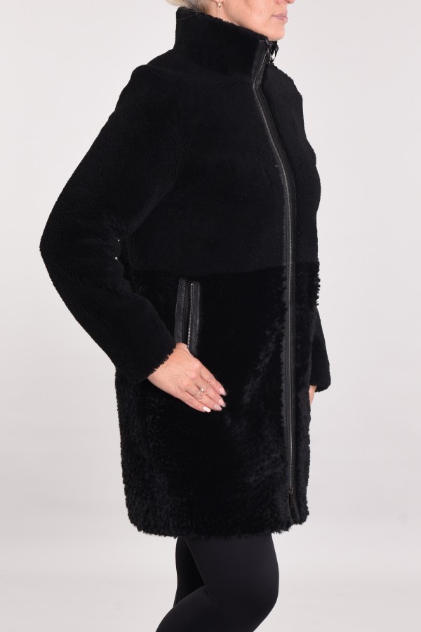 Combined sheepskin coat on top curly, bottom tiftik