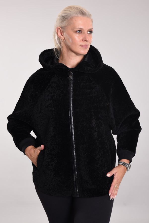 Astragan reversible model with a hood