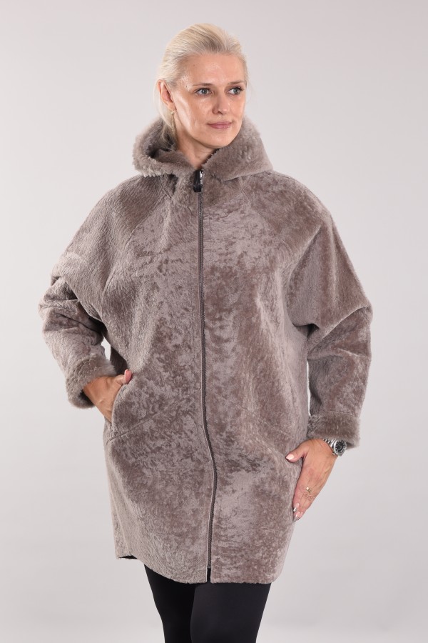 Astragan reversible hooded coated model