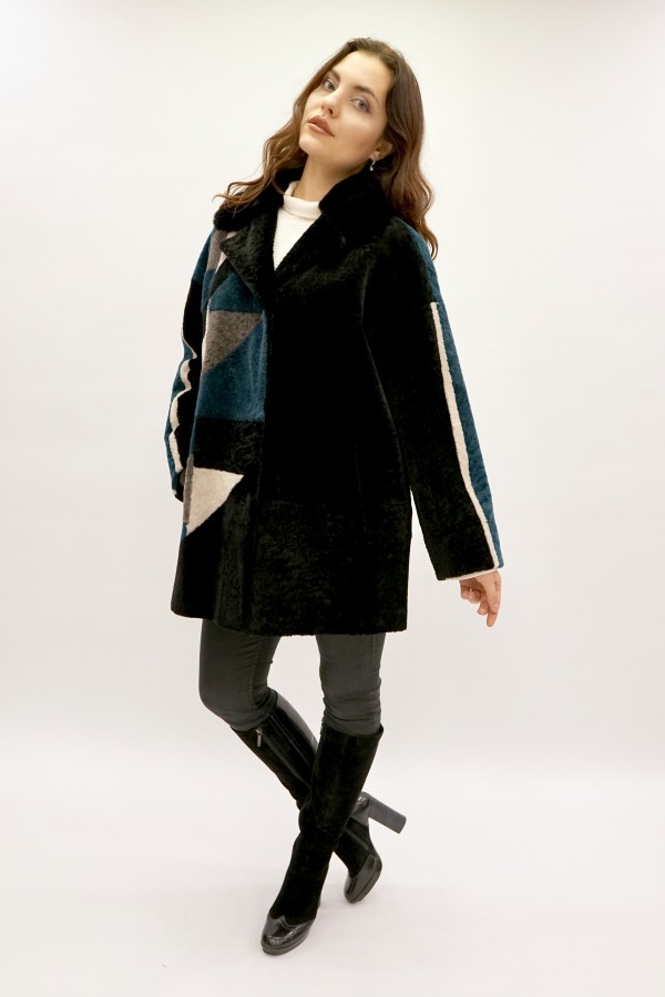Астраган двусторонняя модель с покрытием, английский воротник Rex. Oversize