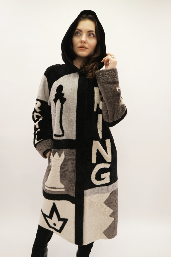Астраган с покрытием и капюшоном. Oversize