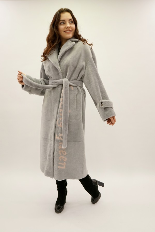 Испанский Меринос с покрытием силка, английский воротник. Oversize