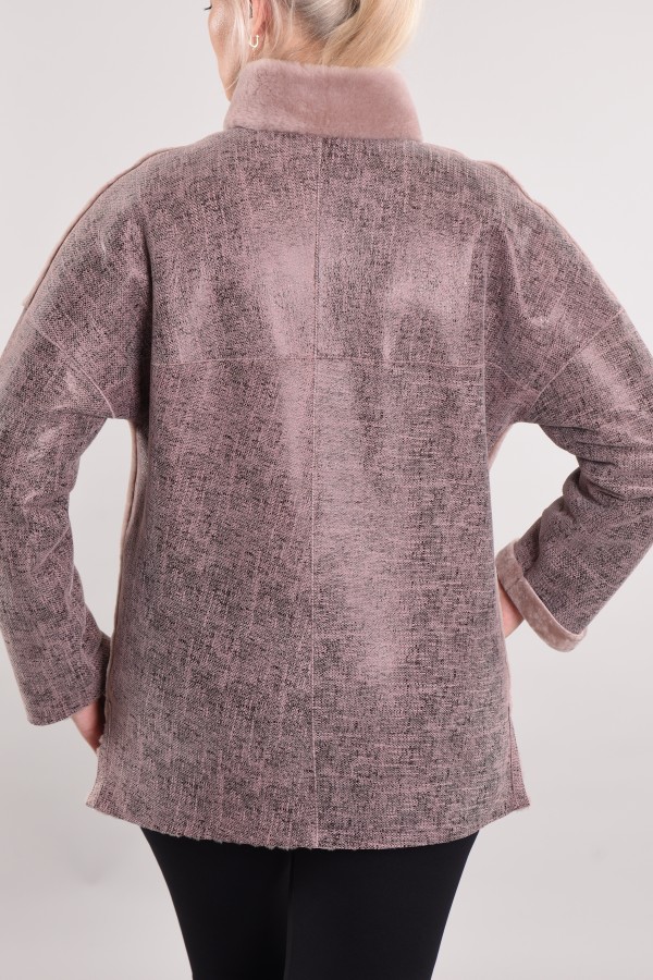 Astragan reversible model with coated collar