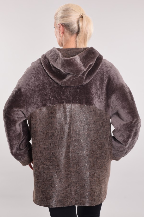 Астраган с капюшоном с покрытием oversize